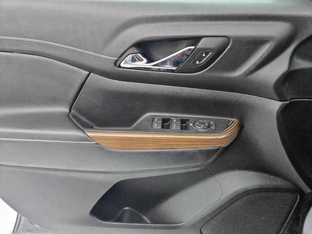 Photo of 2020 Gray GMC Acadia