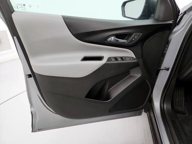 Photo of 2023 Gray Chevrolet Equinox