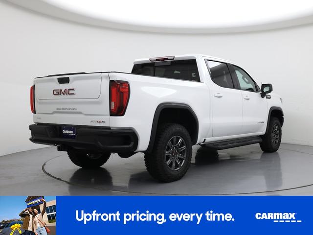 Photo of 2024 White GMC Sierra 1500