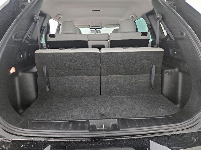 Photo of 2022 Black Mitsubishi Outlander