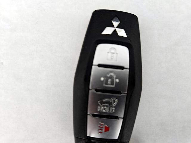 Photo of 2022 Black Mitsubishi Outlander