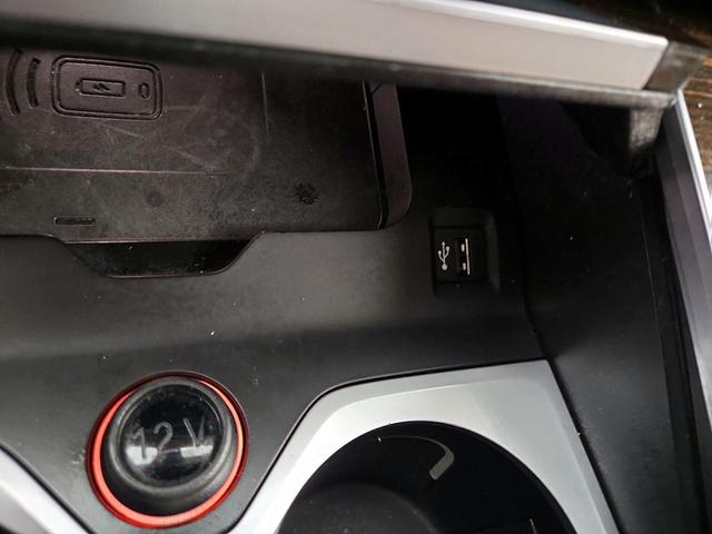 Photo of 2021 White BMW X7