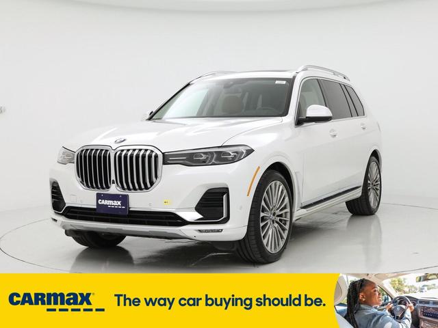 Photo of 2021 White BMW X7
