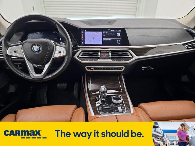 Photo of 2021 White BMW X7