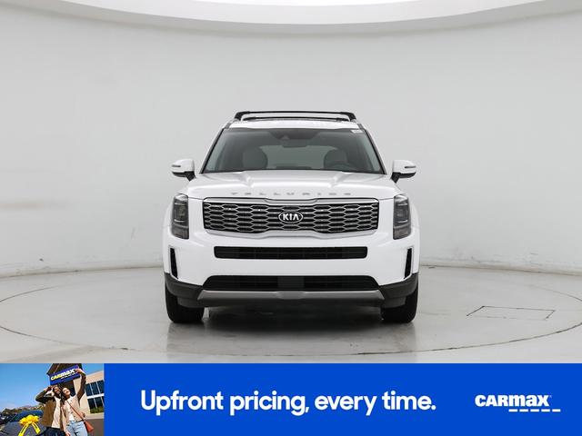 Photo of 2020 White Kia Telluride