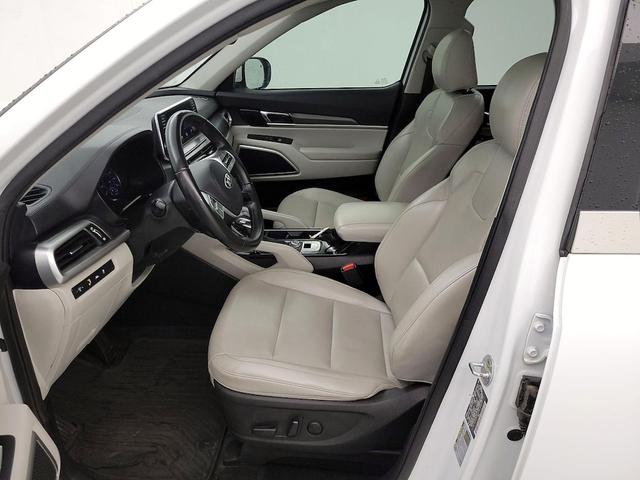 Photo of 2020 White Kia Telluride