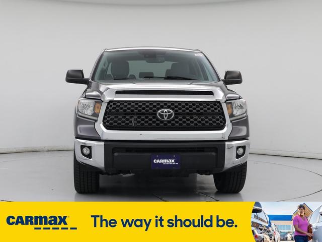 Photo of 2021 Gray Toyota Tundra