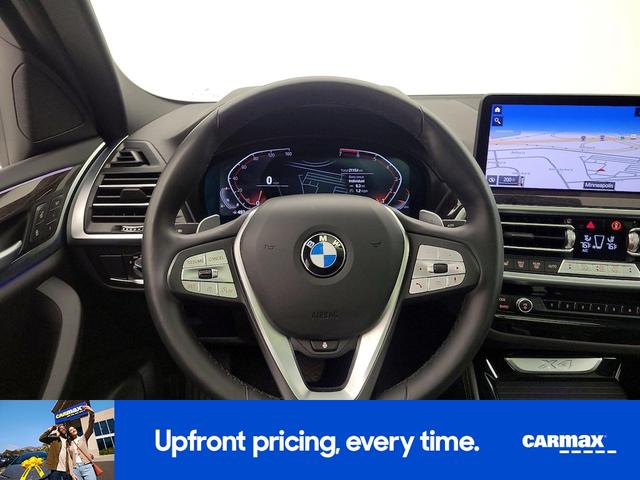 Photo of 2024 Black BMW X4