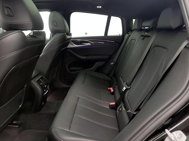 Photo of 2024 Black BMW X4