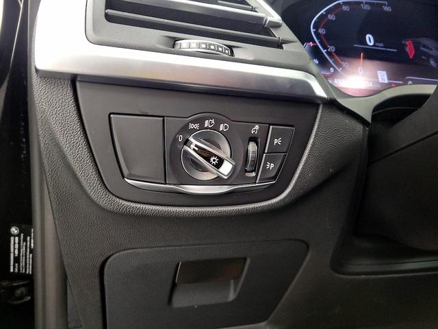 Photo of 2024 Black BMW X4
