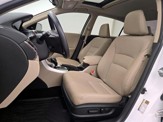Photo of 2017 White Honda Accord