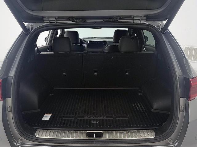 Photo of 2021 Silver Kia Sportage