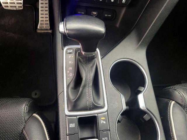 Photo of 2021 Silver Kia Sportage