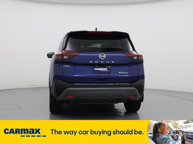 Photo of 2021 Blue Nissan Rogue