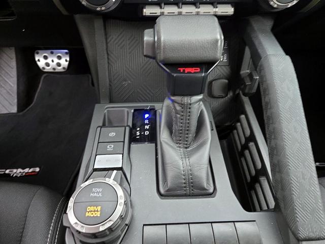 Photo of 2024 Silver Toyota Tacoma