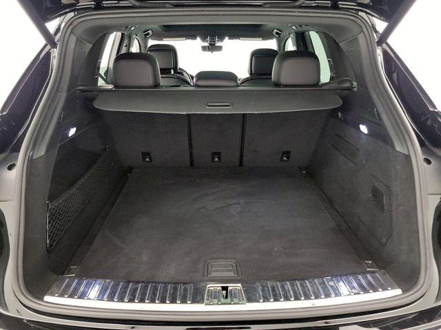 Photo of 2021 Black Porsche Cayenne