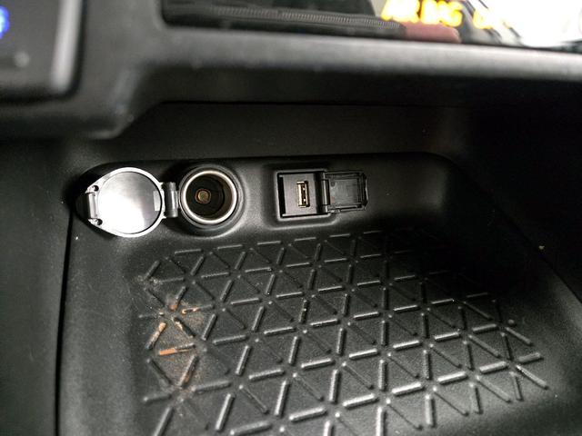 Photo of 2022 White Toyota RAV4