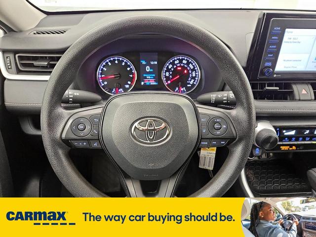 Photo of 2022 White Toyota RAV4