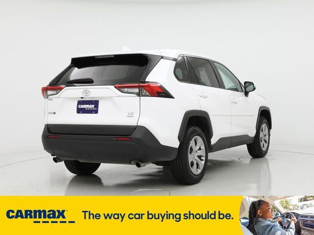 Photo of 2022 White Toyota RAV4