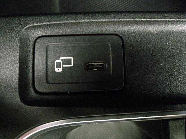 Photo of 2021 White Mercedes-Benz GLA 250