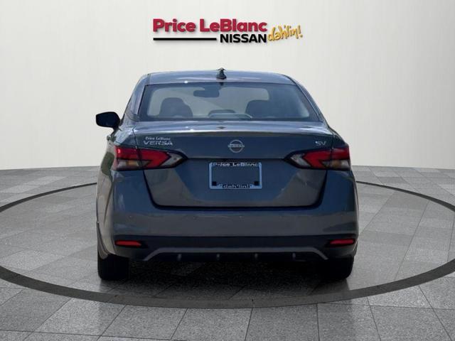 Photo of 2024 Gun Metallic Nissan Versa