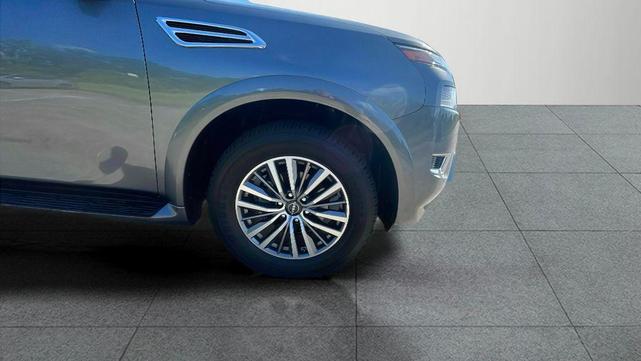 Photo of 2024 Gun Metallic Nissan Armada