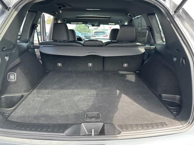 Photo of 2022 Lunar Silver Honda Passport