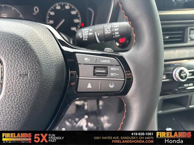 Photo of 2025 Diffused Sky Pearl Honda Pilot