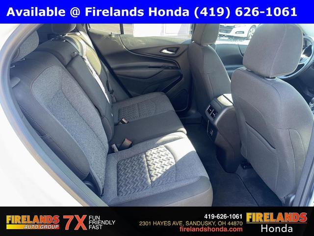 Photo of 2022 Iridescent Pearl Tricoat Chevrolet Equinox
