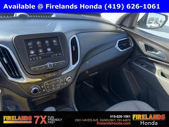 Photo of 2022 Iridescent Pearl Tricoat Chevrolet Equinox