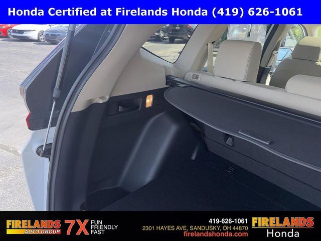 Photo of 2022 Platinum White Pearl Honda CR-V