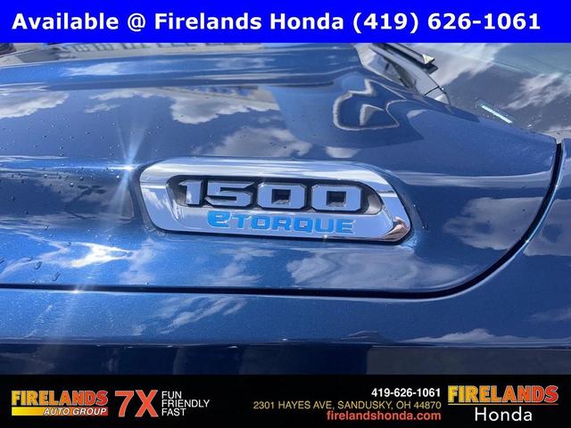 Photo of 2023 Patriot Blue Pearlcoat RAM 1500