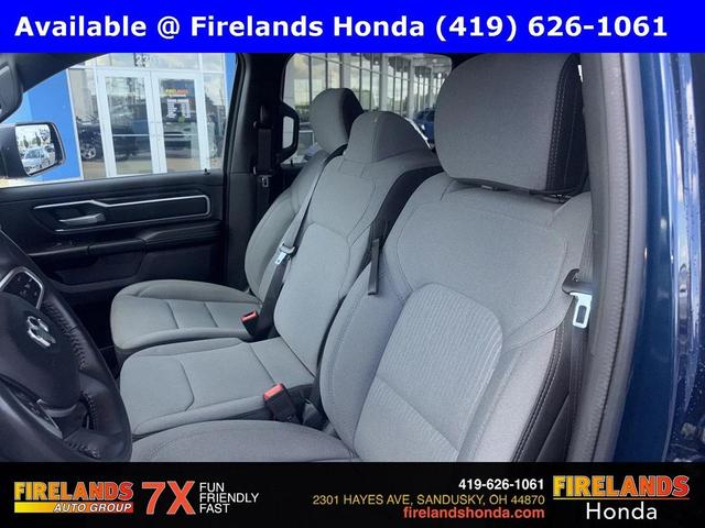 Photo of 2023 Patriot Blue Pearlcoat RAM 1500