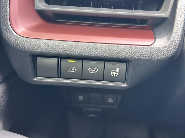 Photo of 2025 Cutting Edge Toyota Prius Plug-In Hybrid