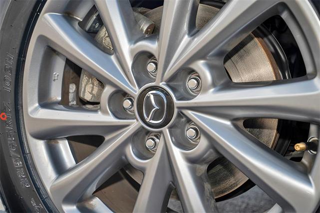 Photo of 2023 Rhodium White Metallic Mazda CX-5