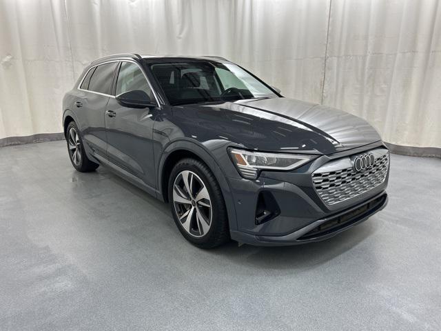2024 Audi Q8 E-tron