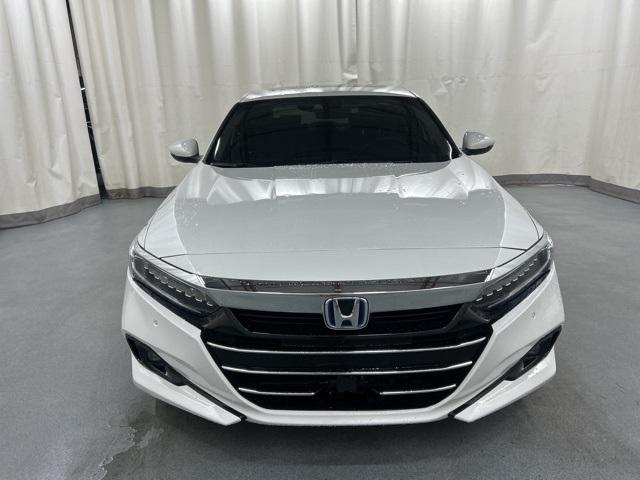 Photo of 2022 Platinum White Pearl Honda Accord Hybrid