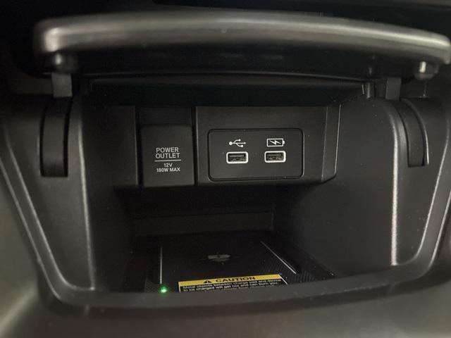 Photo of 2022 Platinum White Pearl Honda Accord Hybrid