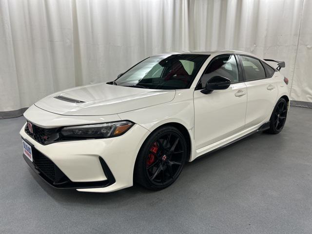 Photo of 2023 Crystal Black Pearl Honda Civic Type R