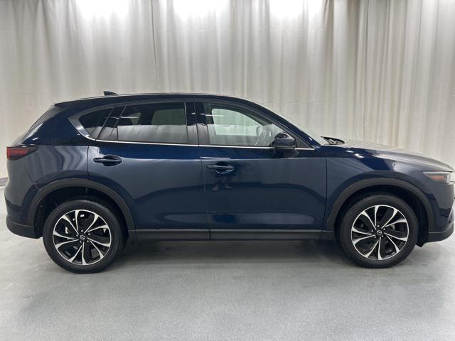 Photo of 2022 Deep Crystal Blue Mica Mazda CX-5
