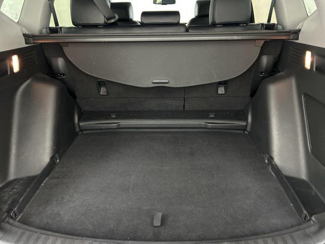 Photo of 2022 Crystal Black Pearl Honda CR-V
