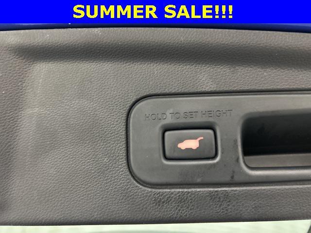 Photo of 2024 Majestic Black Pearl Acura MDX