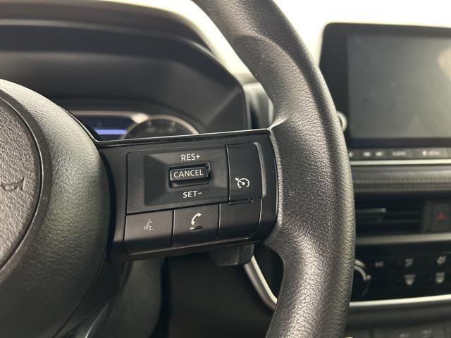 Photo of 2021 Super Black Nissan Rogue