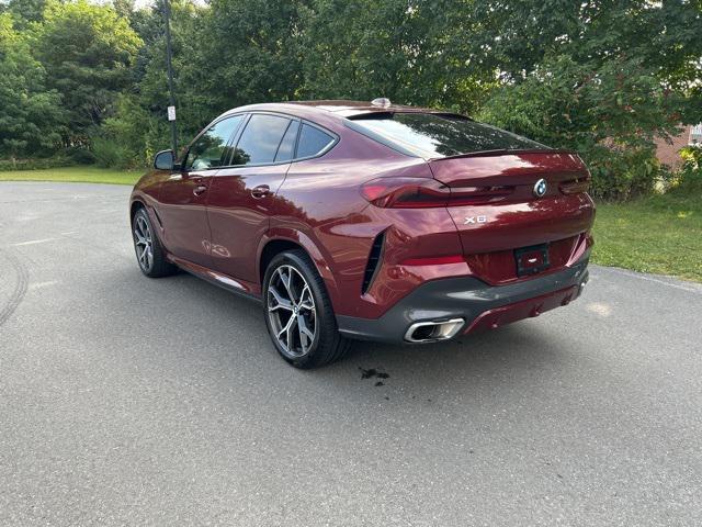 Photo of 2024 Aventurin Red Metallic BMW X6