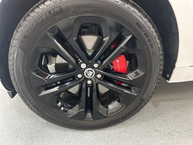 Photo of 2025 Santorini Black Metallic Jaguar F-PACE