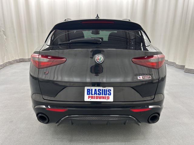 Photo of 2020 Vulcano Black Metallic Alfa Romeo Stelvio
