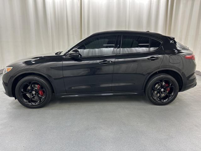 Photo of 2020 Vulcano Black Metallic Alfa Romeo Stelvio