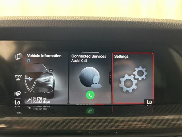 Photo of 2020 Vulcano Black Metallic Alfa Romeo Stelvio