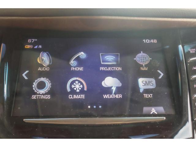 Photo of 2019 Crystal White Tricoat Cadillac Escalade