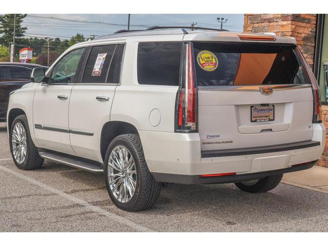 Photo of 2019 Crystal White Tricoat Cadillac Escalade
